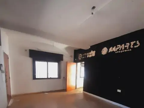 GALPON CON OFICINA DE 3 AMBIENTES EN VENTA O ALQUILER - LOMAS DEL MIRADOR