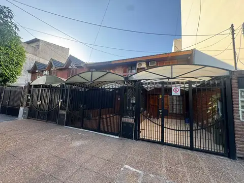 DUPLEX 3 AMBIENTES C ENTRADA DE AUTO EN VILLA LUZURIAGA