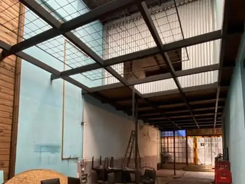 Local en Venta Via Pública