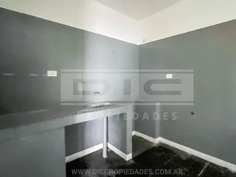Depto Tipo Casa en Venta 40 años