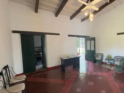 Casa en Alquiler en San Lorenzo, USD 1.400