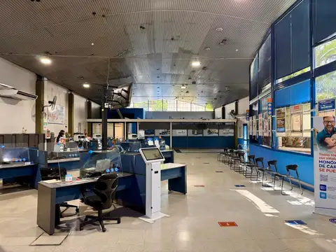 Local en Alquiler en Banfield, $ 4.800.000