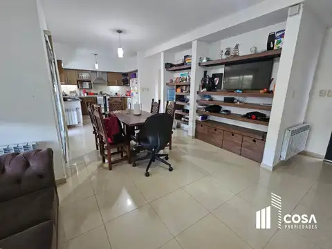 Casa en Venta con 1 cochera