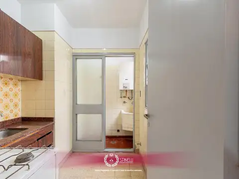 Venta departamento 2 ambientes 34m²  al contrafrente con balcón interno en Boedo apto crédito