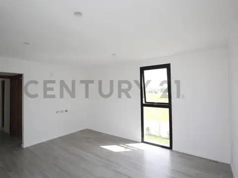 CASA EN VENTA EN GONNET (TIPO DUPLEX EN COMPLEJO CERRADO )