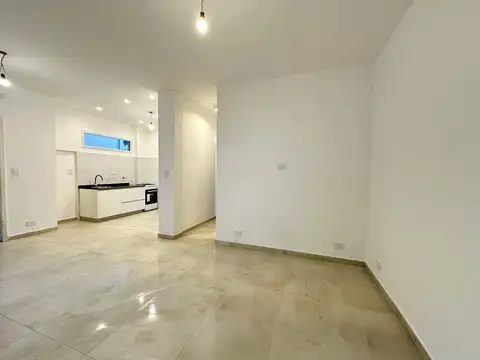 ALQUILER SIN EXPENSAS PH 2 AMBIENTES EN VILLA DEL PARQUE CON PATIO Y TERRAZA