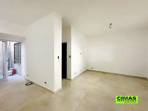 ALQUILER SIN EXPENSAS PH 2 AMBIENTES EN VILLA DEL PARQUE CON PATIO Y TERRAZA