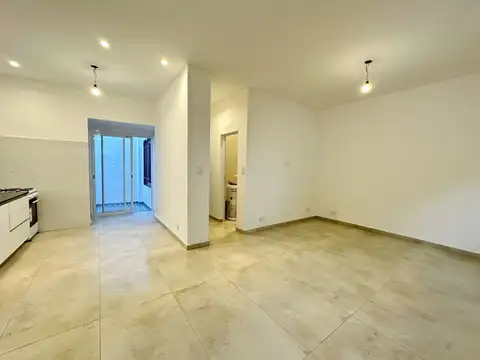 Depto Tipo Casa 2 ambientes con 2 baños