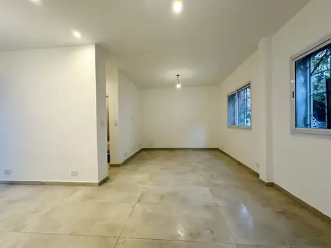 Depto Tipo Casa en Alquiler de 2 ambientes