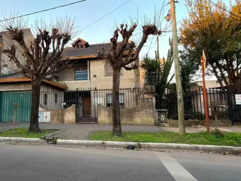 CASA MULTIFAMILIAR EN VENTA EN SAN JUSTO