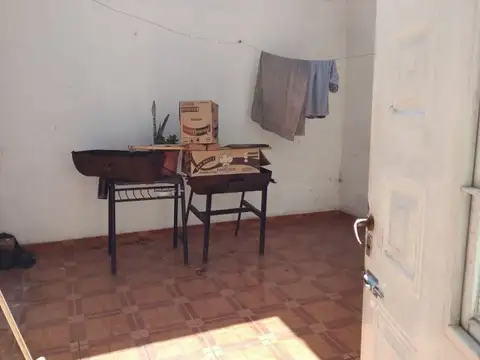 CASA EN VENTA DE USO VARIOS