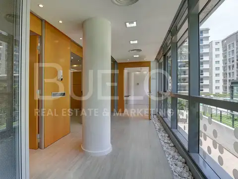 Oficina en alquiler en Puerto Madero con cochera