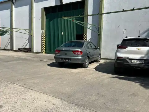 Local en Venta en Valentin Alsina, USD 2.800.000