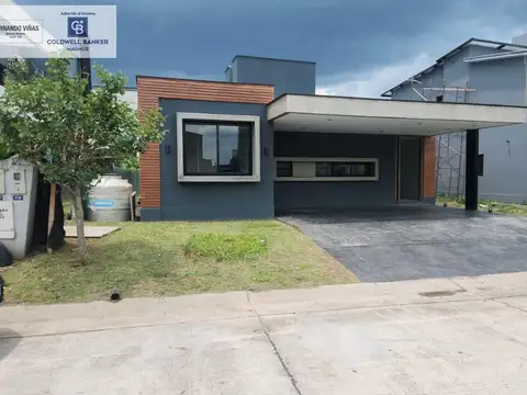 Casa en Country Viento Sur