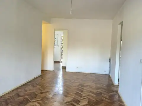 Avenida Santa Fe 700, Piso 1°