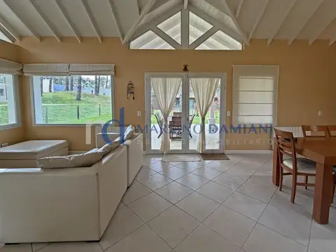 Casa en Alquiler Temporal en Álamos 2, USD 3.500