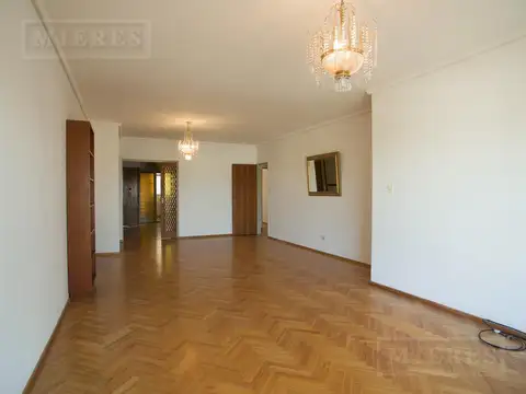 Departamento 4 ambientes con 2 baños