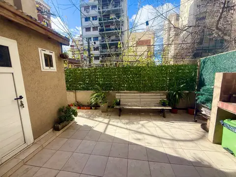 VENTA DEPARTAMENTO 3 AMBIENTES CON PATIO Y PARRILLA - CABALLITO