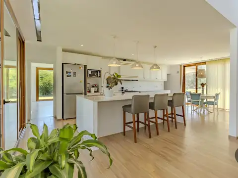 Casa en Venta en Campos de Roca 1 con 5 dormitorios, 550 m2 cub. y 5.500 de lote