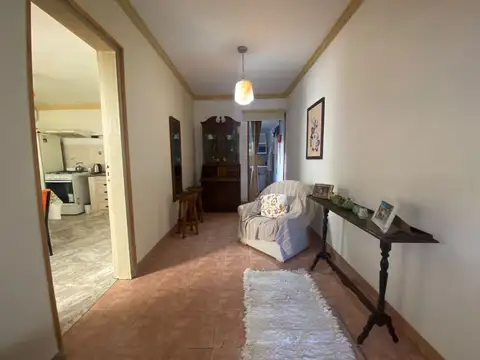 Depto Tipo Casa en Alquiler de 2 dormitorios