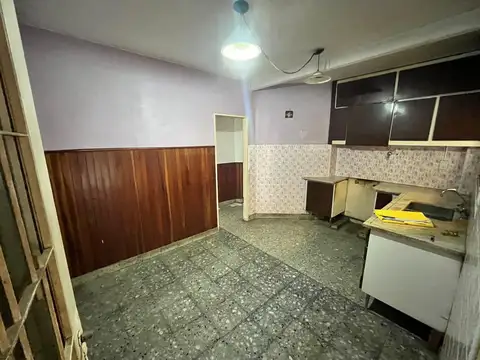 Depto Tipo Casa en Venta en Lomas de Zamora, USD 60.000