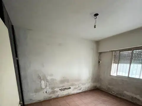 Depto Tipo Casa 4 ambientes con 1 baño