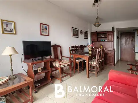 De Las Toninas 100, Piso 12