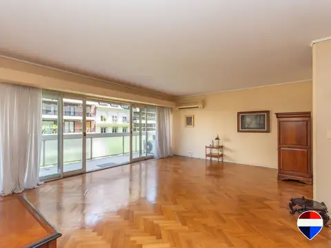 Departamento 4 ambientes con 2 baños