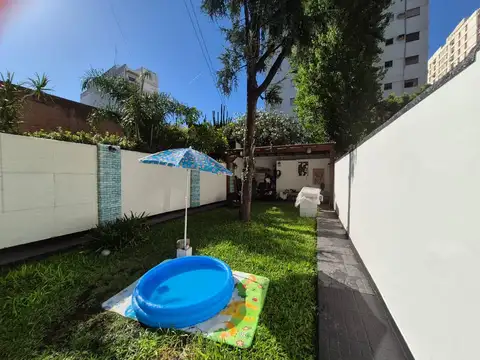 UNICO 3 AMB PB CFTE C/ JARDIN - 160 m2