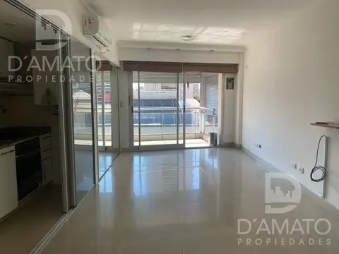 Av. Coronel Diaz al 2000