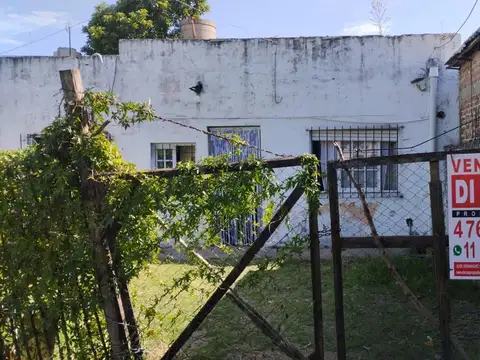 CASA 3 Amb - COCHERA y FOD LIBRE - FLORENCIO VARELA