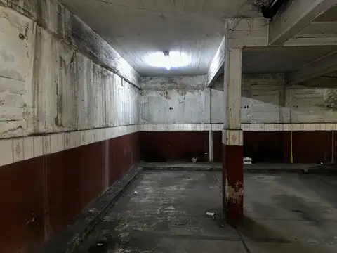 ALQUILER COCHERA CUBIERTA BELGRANO CENTRO