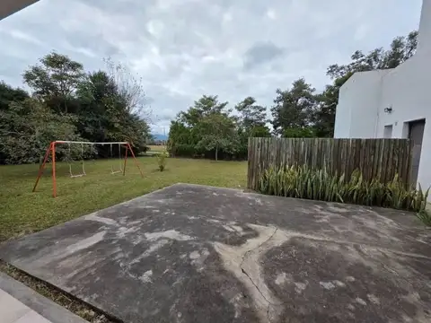 Casa 4 ambientes con 3 baños