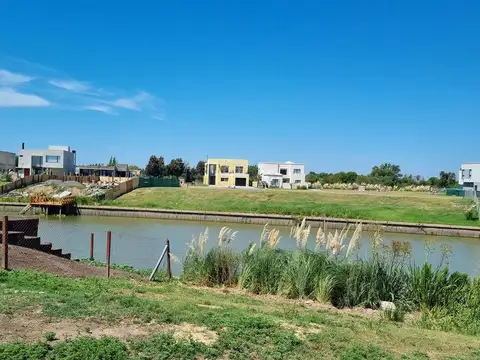 Terreno en Venta 35  mts Fondo