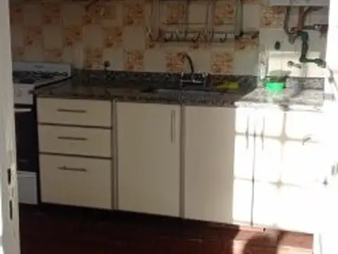 Depto Tipo Casa 14 ambientes con 6 baños