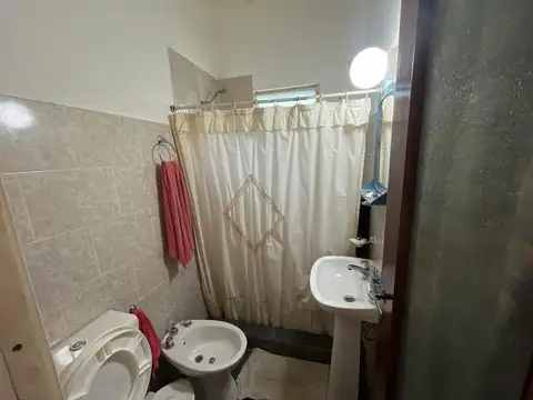 Casa de 4 ambientes en Villa Gesell Zona Ana Bottger