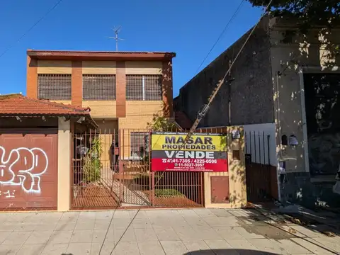 VENTA Departamento 4 Ambientes Lanús E Con Jardín y Garaje