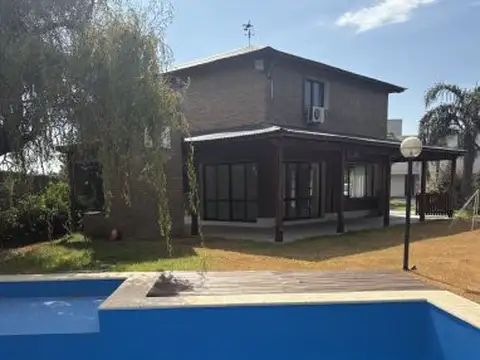 Casa en Alquiler de 3 dormitorios