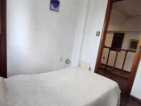 Depto Tipo Casa en Alquiler 28 años