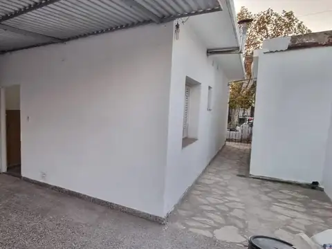 Casa en Alquiler en Llavallol, $ 760.000