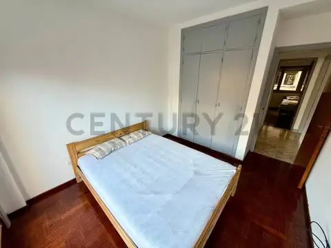 Departamento de 3 ambientes al frente en La Perla