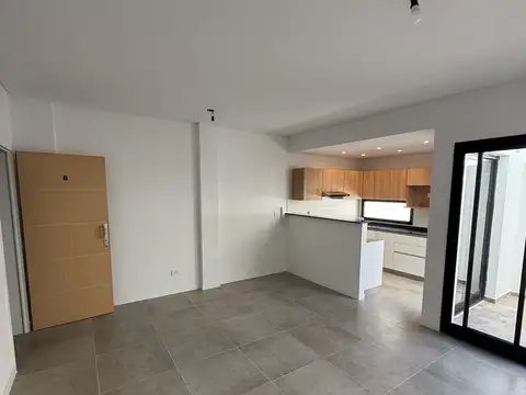 Depto Tipo Casa en Venta de 2 ambientes