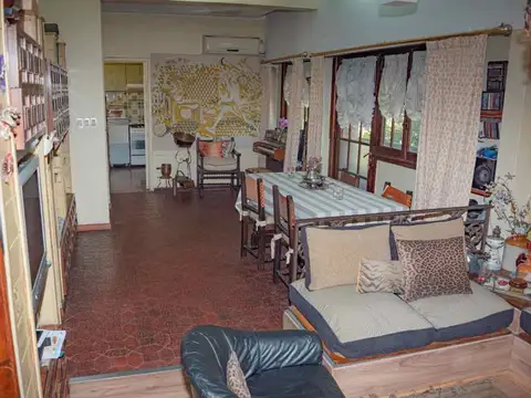 Depto Tipo Casa en Venta de 4 ambientes