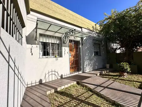 Casa en Venta en Turdera, USD 139.000