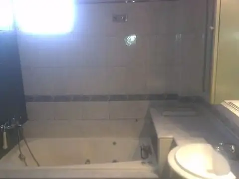 venta Departamento 4 Ambientes con Galpon de 100m2