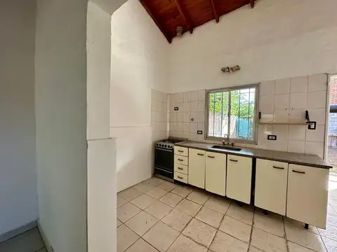 Casa 3 ambientes con 1 baño
