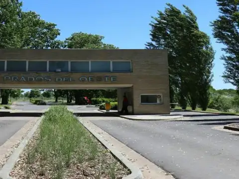 Terreno en  Zona Oeste