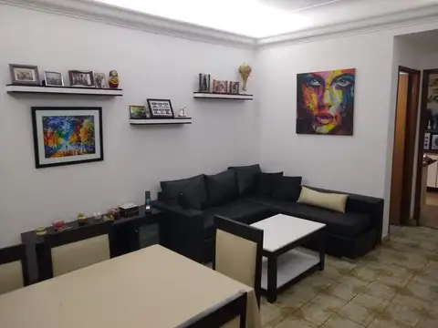 Depto Tipo Casa 4 ambientes con 1 baño