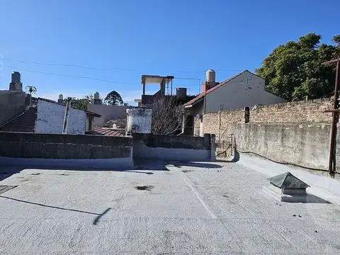 Venta casa 3 ambientes con patio en San Justo- APTO CREDITO