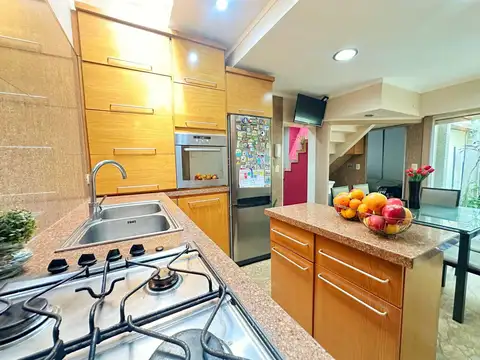 Depto Tipo Casa en Venta en Lanus Oeste, USD 220.000